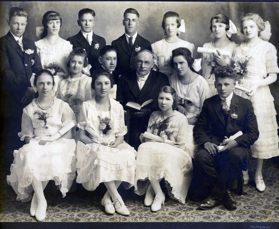 Ebenezer German Congregational Church 1922 Confirmation Class