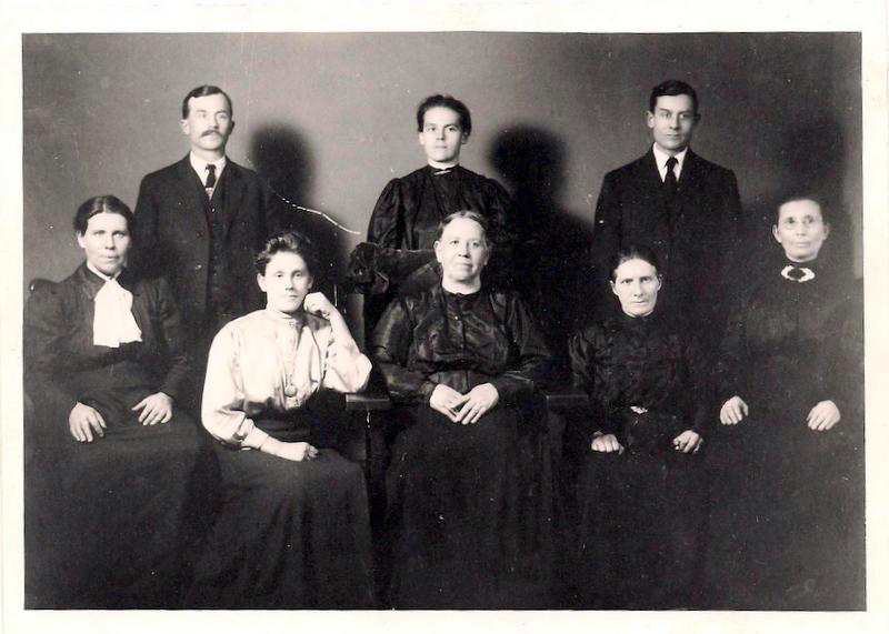 Photograph of Anna Maria (Emma) Klaus with her children. Back row from left to right: John, Margaret and Adam. Front row from left to right: Margaret Krieger, Elizabeth, Anna Elizabeth and Annie Klaus (the daughter of Henry Klaus and his first wife, Katharina Yost). Photograph courtesy of Karen Drier Esayian.
