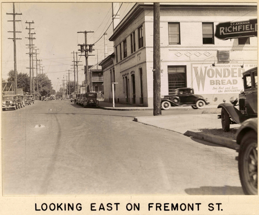 Looking East on NE Fremont in 1937