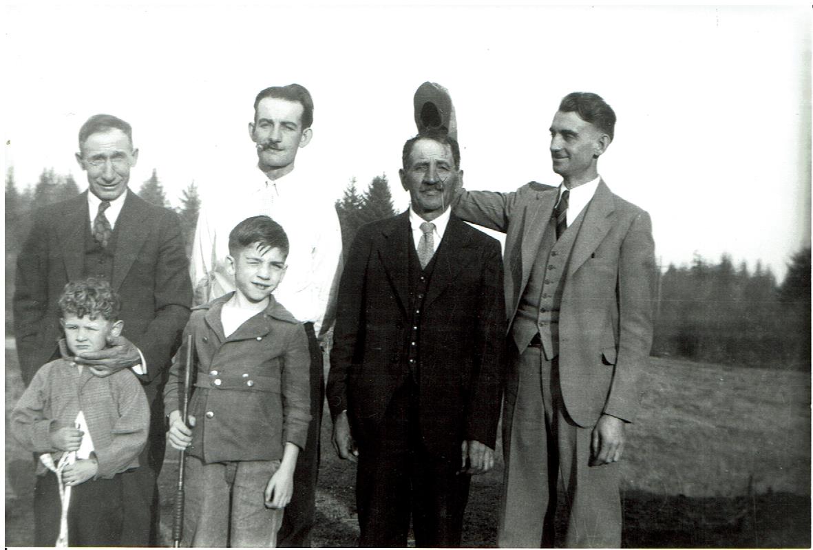 Male members of the Jorg family