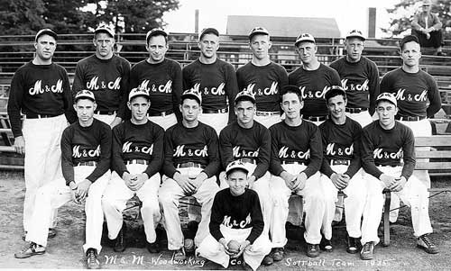 The M & M Woodworking Co. softball team of 1935. Front row, second from the left, is Fred Smith (Schmidt). Photograph courtesy of Steve Schreiber.
