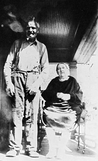 Lawrence Luther and wife Catherine Elizabeth Lofing Luther