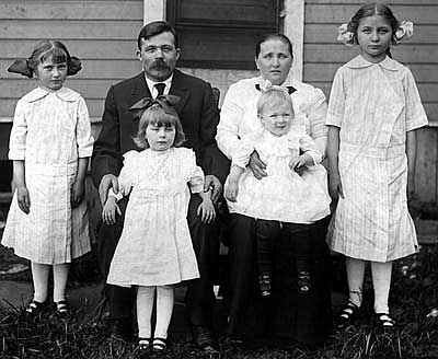 Reich family in Portland